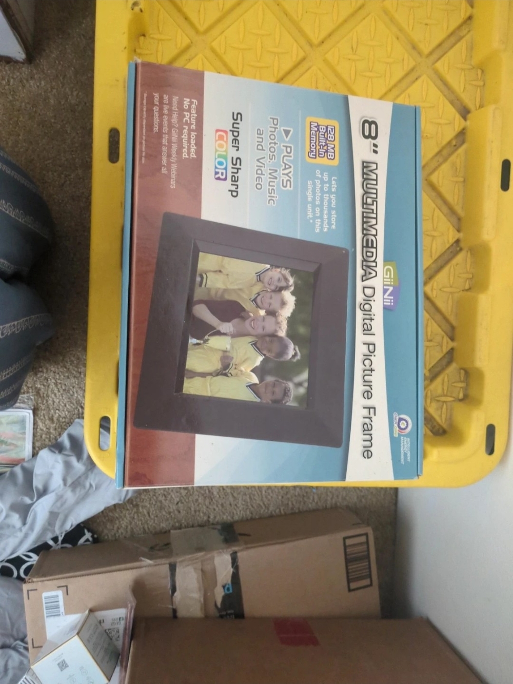 8" Multimedia Digital Picture Frame - Black